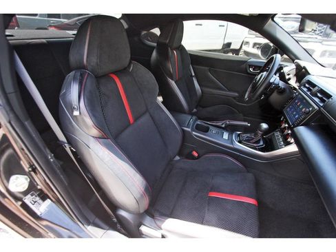 Used 2024 Subaru BRZ Limited RWD image 9