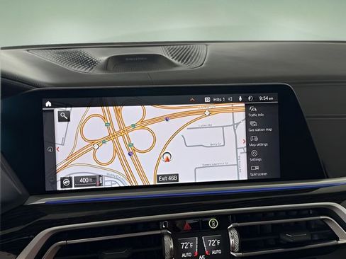 Used 2021 BMW X7 M50i w/ Dynamic Handling Package image 28