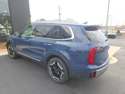 Used 2025 Kia Telluride S image 5