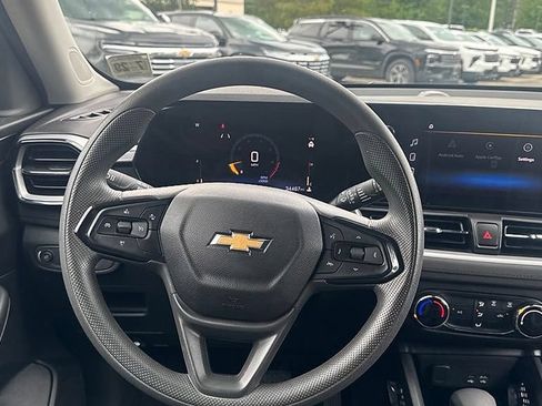 Certified 2025 Chevrolet TrailBlazer LS w/ LS Convenience Package AWD/4WD image 13
