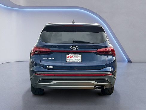 Used 2023 Hyundai Santa Fe SE FWD image 4
