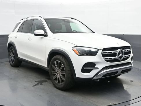 Used 2024 Mercedes-Benz GLE 350 4MATIC image 2