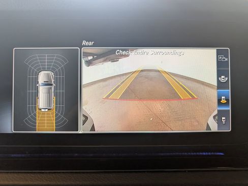 Used 2021 Mercedes-Benz G 550 image 20