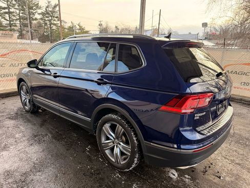 Used 2021 Volkswagen Tiguan SEL AWD/4WD image 61