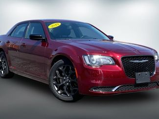 Used 2019 Chrysler 300 Touring w/ Sport Appearance Package AWD/4WD video 1