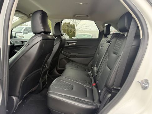 Certified 2024 Ford Edge Titanium image 11