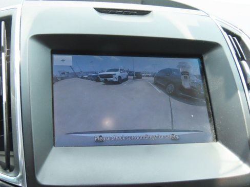 Used 2020 Ford Edge Titanium FWD image 30