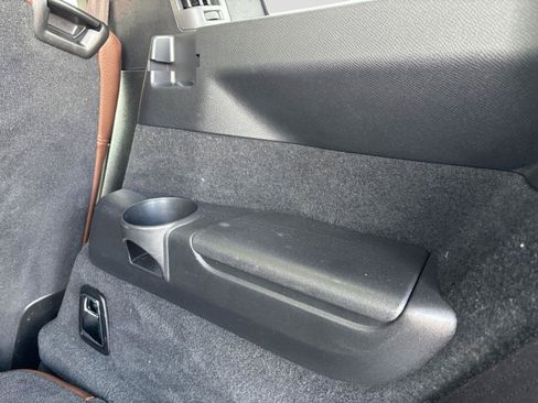 Used 2019 Volvo XC90 T6 Momentum AWD/4WD image 44