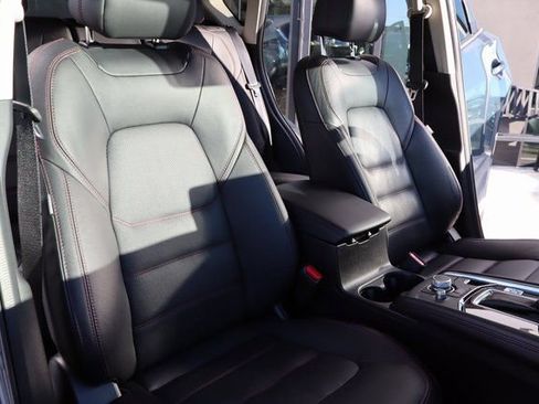 Used 2023 MAZDA CX-5 Carbon Edition image 13