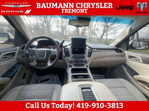 Used 2015 GMC Yukon Denali w/ Premium Package AWD/4WD image 17