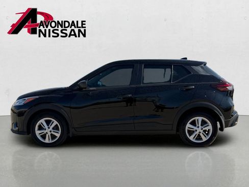 Certified 2024 Nissan Kicks S FWD image 3