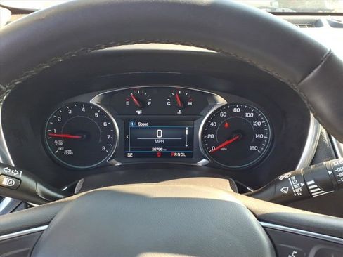 Used 2024 Chevrolet Equinox LT image 20