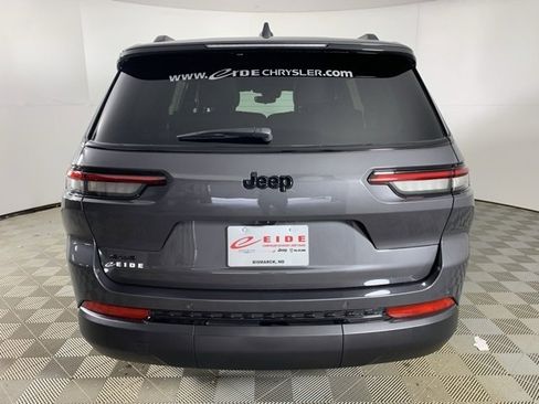 New 2025 Jeep Grand Cherokee L Altitude image 3