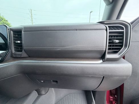 Used 2024 Chevrolet Silverado 1500 RST AWD/4WD image 19