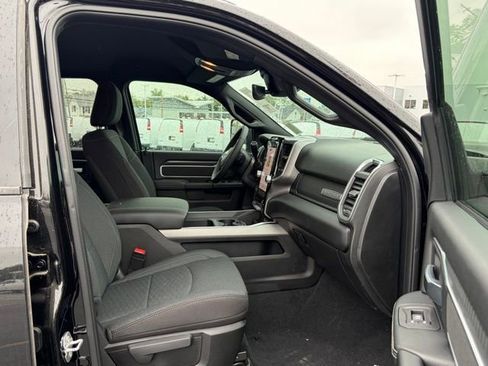 New 2026 RAM 3500 Big Horn AWD/4WD image 29