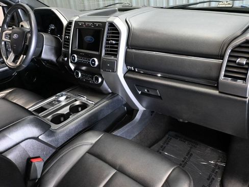 Used 2021 Ford Expedition XLT RWD image 7