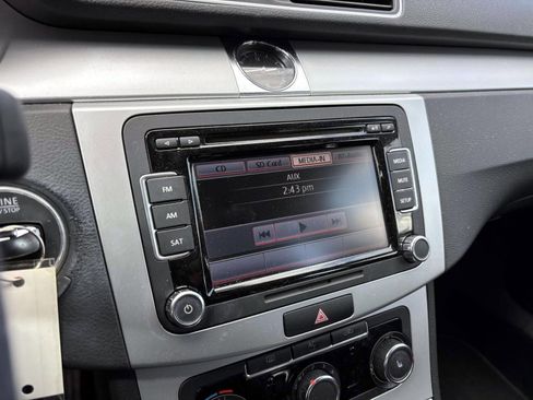 Used 2012 Volkswagen CC Sport FWD image 21