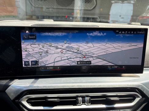 Used 2024 BMW 430i Coupe w/ M Sport Package RWD image 15