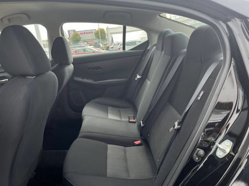 Used 2025 Nissan Sentra SV FWD image 25