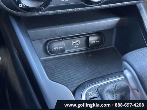 Used 2023 Kia Soul LX w/ LX Technology Package image 25