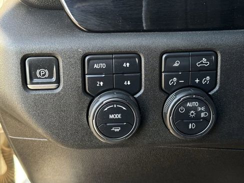 Used 2022 Chevrolet Silverado 1500 RST w/ Convenience Package II image 27