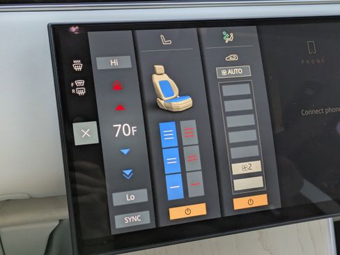 Used 2025 Land Rover Range Rover SV image 26