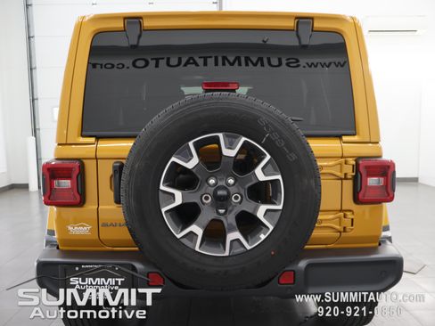 New 2026 Jeep Wrangler Unlimited Sahara AWD/4WD image 25
