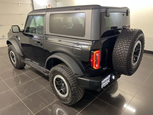 Certified 2022 Ford Bronco Outer Banks w/ Sasquatch Package AWD/4WD image 4