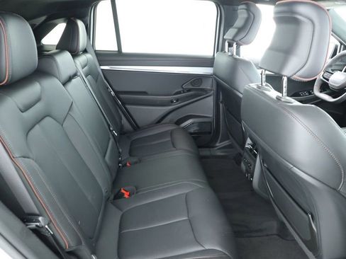 Used 2024 Jeep Wagoneer Launch Edition AWD/4WD image 22