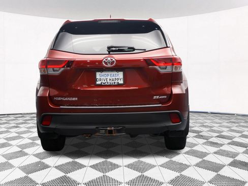 Used 2019 Toyota Highlander SE AWD/4WD image 45