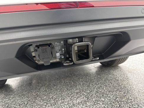 New 2026 Volkswagen Atlas SE image 9