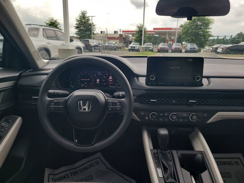Certified 2024 Honda Accord EX image 25