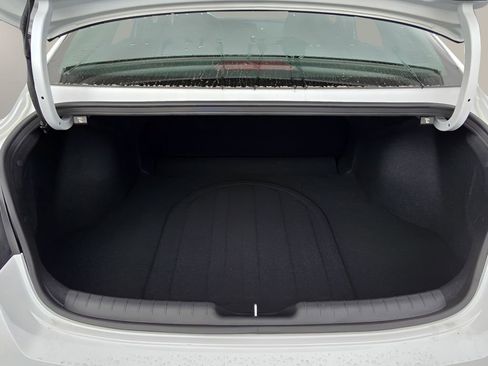 New 2026 Hyundai Elantra Blue image 30