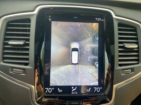 Used 2019 Volvo XC90 T6 Momentum w/ Advanced Package AWD/4WD image 17