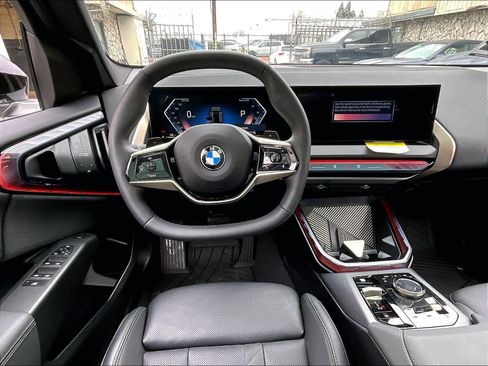 Used 2025 BMW X3 xDrive30i w/ Premium Package image 8
