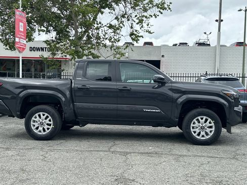 New 2026 Toyota Tacoma SR5 AWD/4WD image 4