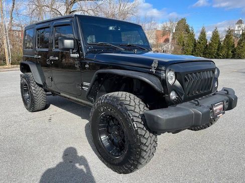 Used 2017 Jeep Wrangler Unlimited Sport w/ Quick Order Package 24S image 32