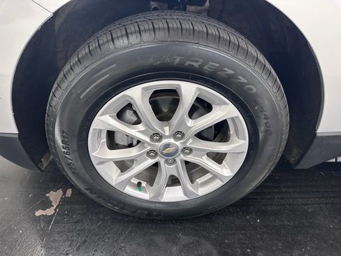 Used 2021 Chevrolet Equinox LT w/ Driver Convenience Package image 26