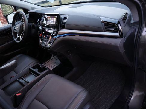 Used 2022 Honda Odyssey Touring image 10