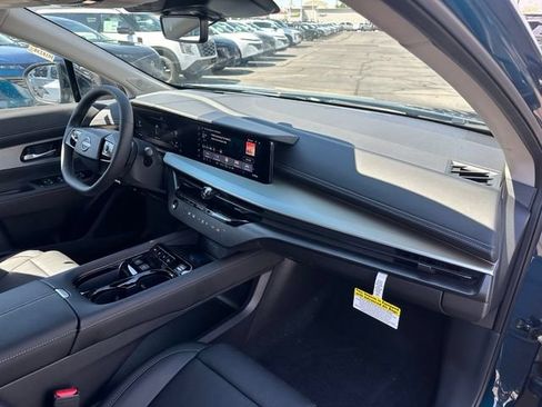 New 2026 Nissan Murano Platinum w/ Cargo Package AWD/4WD image 17