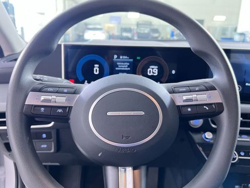 Used 2025 Hyundai Sonata SE image 16