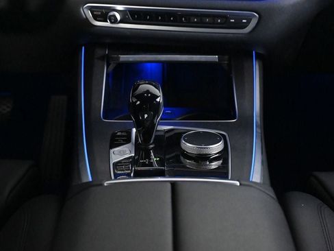 Used 2022 BMW X5 xDrive40i w/ Premium Package AWD/4WD image 14