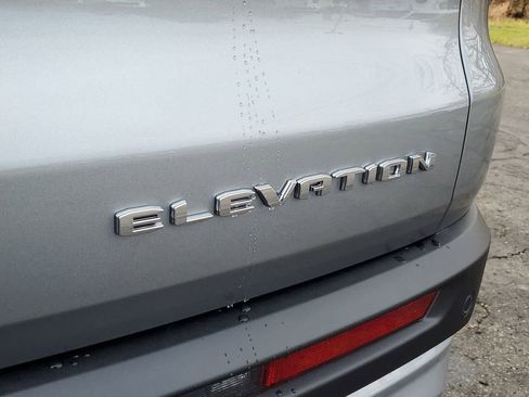 New 2026 GMC Acadia Elevation image 7