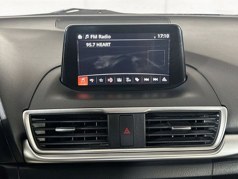 Used 2017 MAZDA MAZDA3 Touring FWD image 21