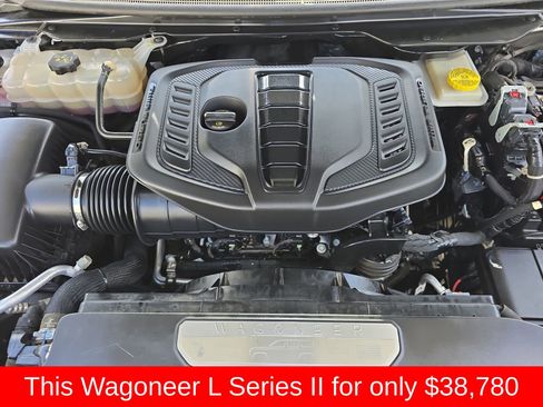 Used 2024 Jeep Wagoneer L Series II w/ Flexible Seating Group AWD/4WD image 40