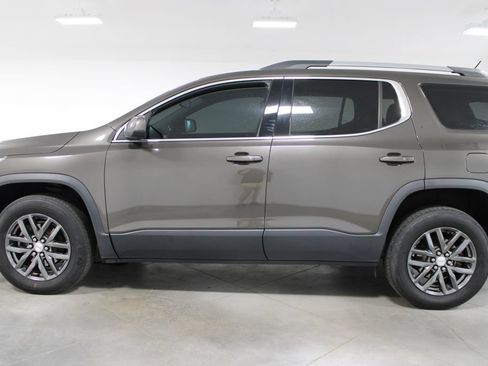 Used 2019 GMC Acadia SLT AWD/4WD image 6