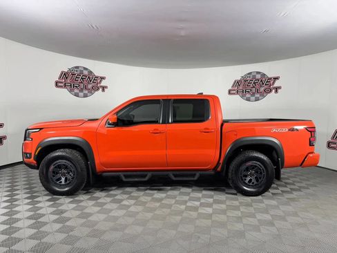 Used 2025 Nissan Frontier PRO-4X w/ Pro Convenience Package AWD/4WD image 4