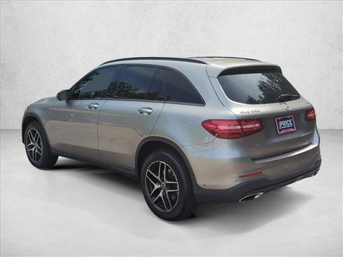 Used 2019 Mercedes-Benz GLC 300 4MATIC image 5