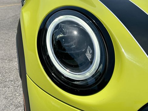 Certified 2023 MINI Cooper S FWD image 31