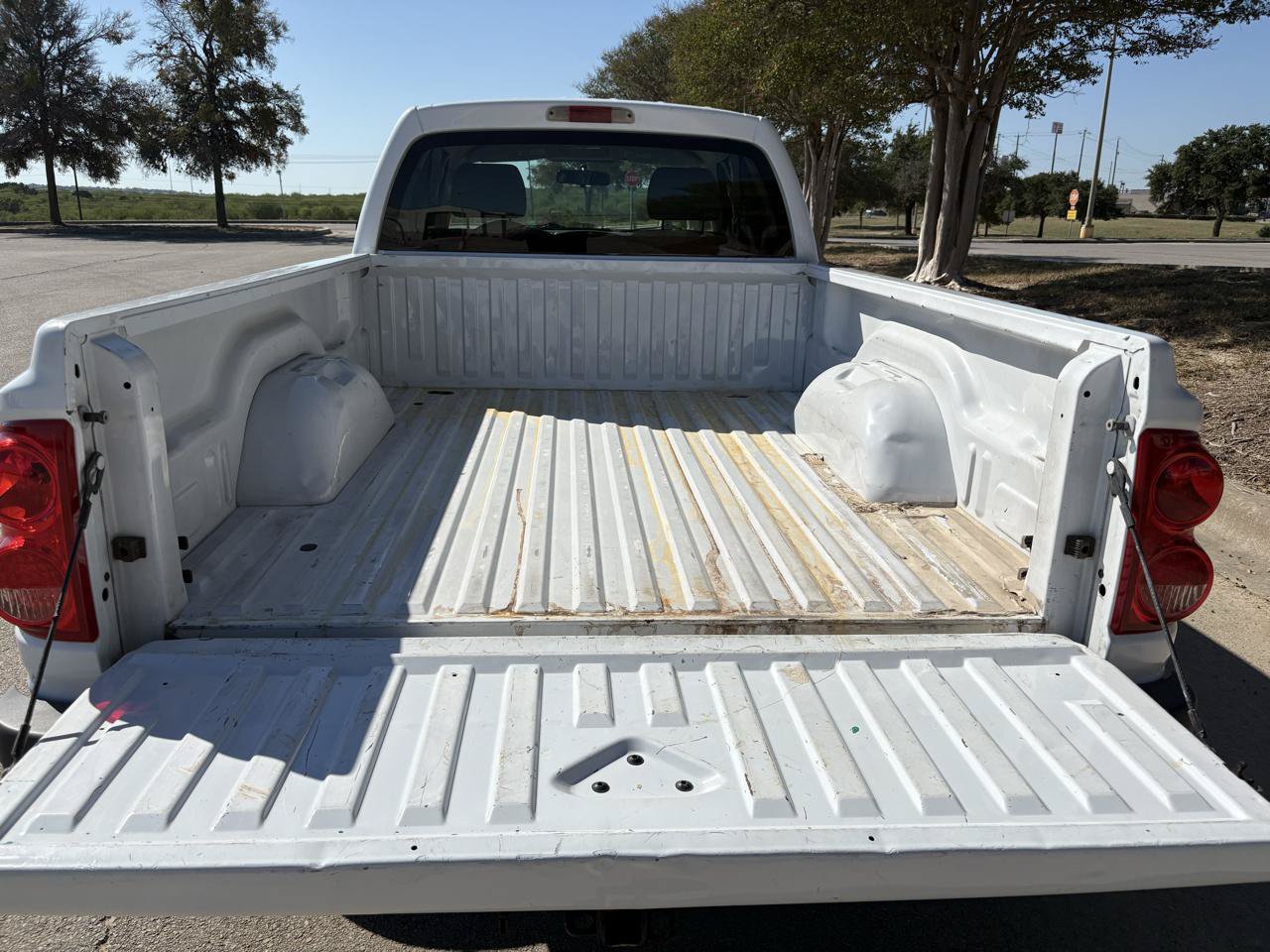 Used 2006 Dodge Dakota ST w/ Trailer Tow Group RWD image 42